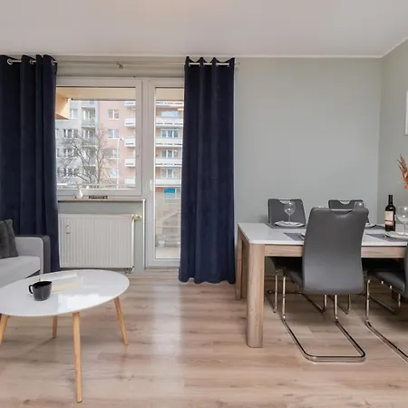 Apartment Kaskada Redlowska By Renters *