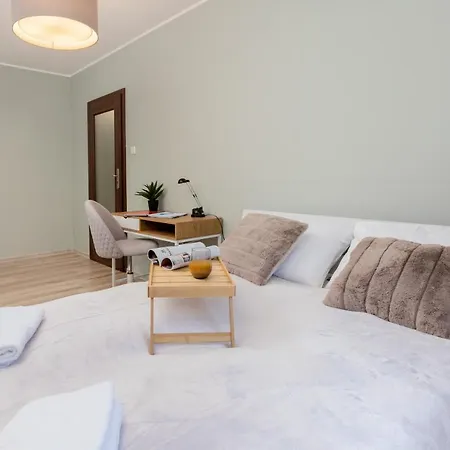 Apartment Kaskada Redlowska By Renters *